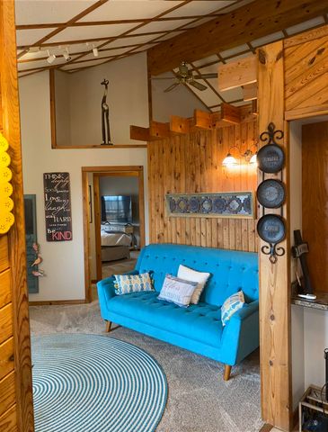 7380 MUIRFIELD DR, Rapid City, SD 57702