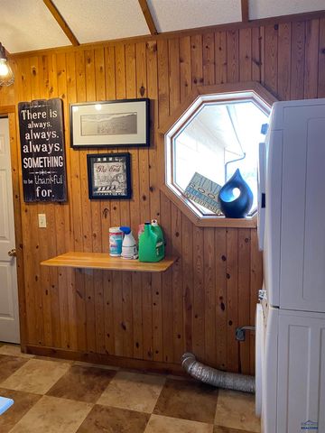 7380 MUIRFIELD DR, Rapid City, SD 57702