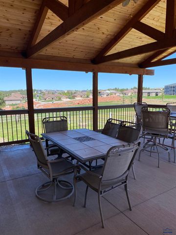 7380 MUIRFIELD DR, Rapid City, SD 57702