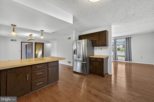 1317 CAROLINE ST, Winchester, VA 22601