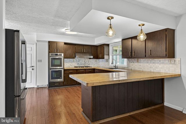 1317 CAROLINE ST, Winchester, VA 22601