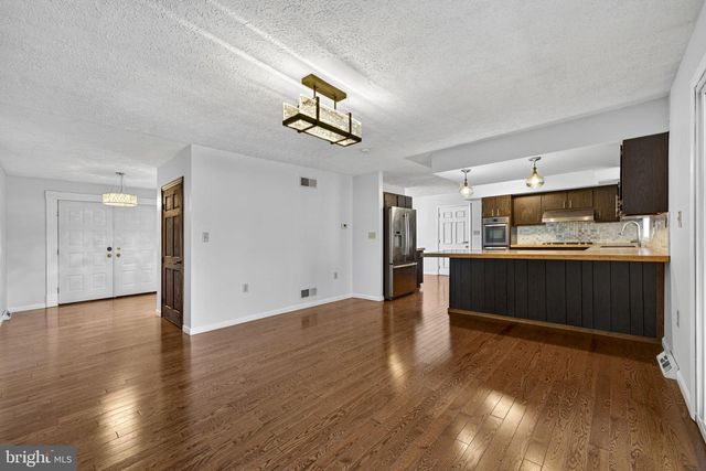 1317 CAROLINE ST, Winchester, VA 22601