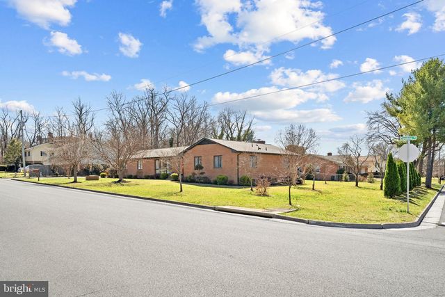 1317 CAROLINE ST, Winchester, VA 22601