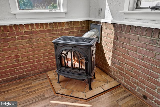 1317 CAROLINE ST, Winchester, VA 22601