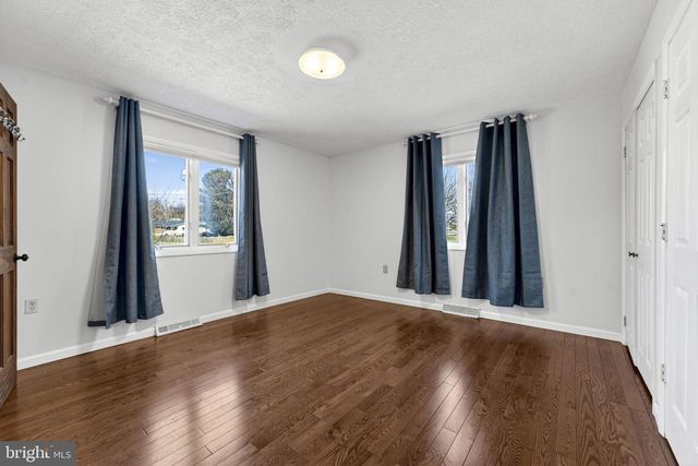 1317 CAROLINE ST, Winchester, VA 22601