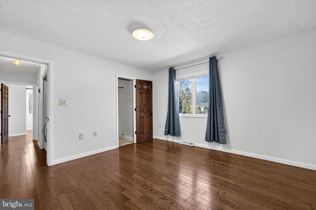 1317 CAROLINE ST, Winchester, VA 22601