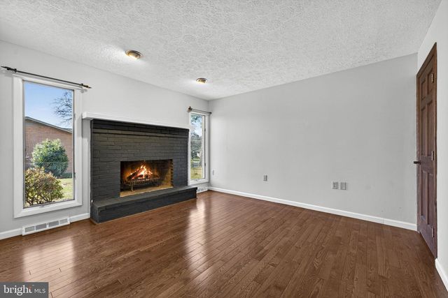 1317 CAROLINE ST, Winchester, VA 22601