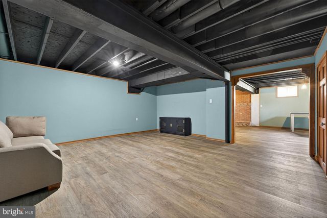 1317 CAROLINE ST, Winchester, VA 22601