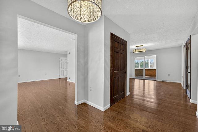 1317 CAROLINE ST, Winchester, VA 22601