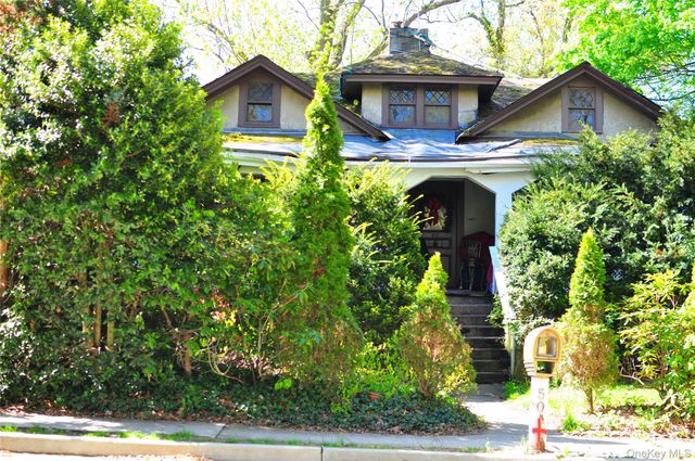 50 Cedar Street, Stony Brook, NY 11790