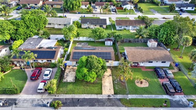 2771 NW 8th St, Pompano Beach, FL 33069