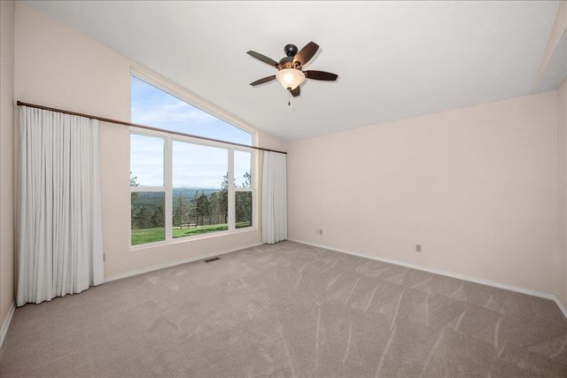 6710 N Prairie Crest Rd, Spokane, WA 99224