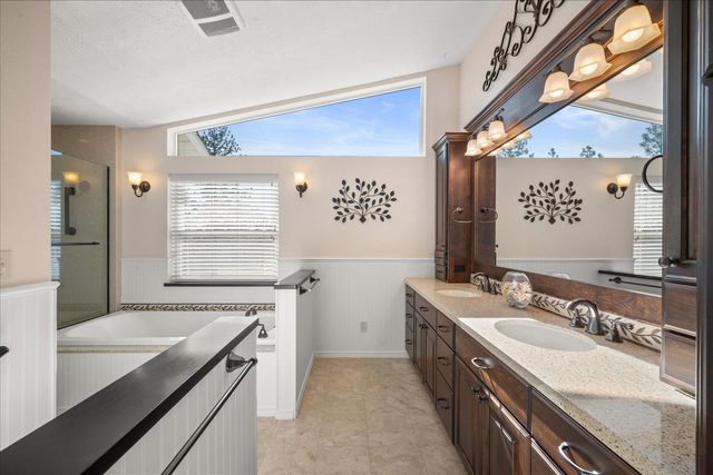 6710 N Prairie Crest Rd, Spokane, WA 99224