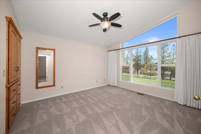 6710 N Prairie Crest Rd, Spokane, WA 99224