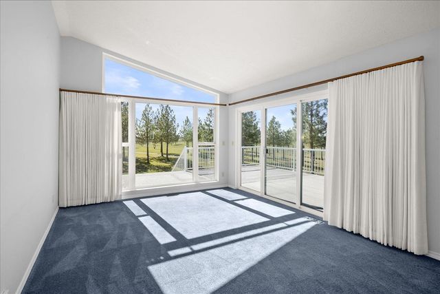 6710 N Prairie Crest Rd, Spokane, WA 99224