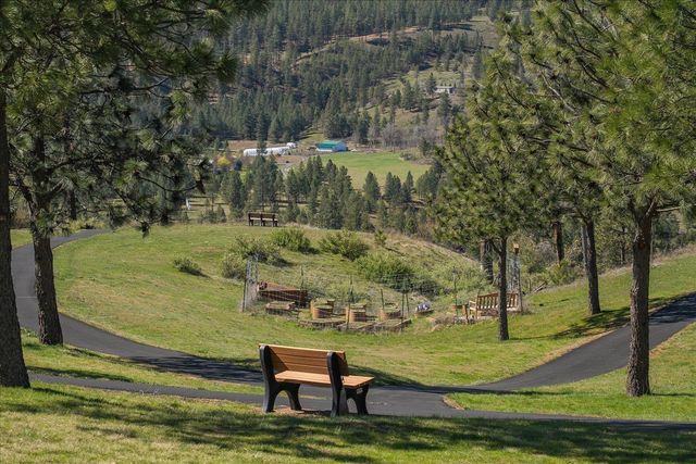 6710 N Prairie Crest Rd, Spokane, WA 99224