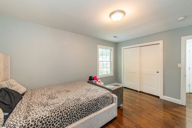450 Herrick Dr, Rockaway Twp., NJ 07801