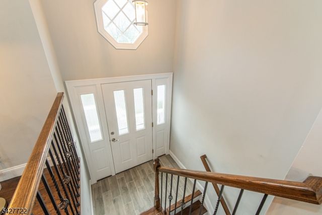 450 Herrick Dr, Rockaway Twp., NJ 07801