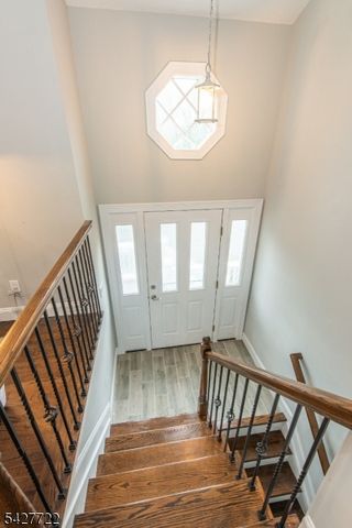 450 Herrick Dr, Rockaway Twp., NJ 07801