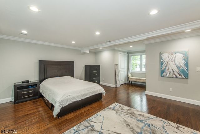 450 Herrick Dr, Rockaway Twp., NJ 07801