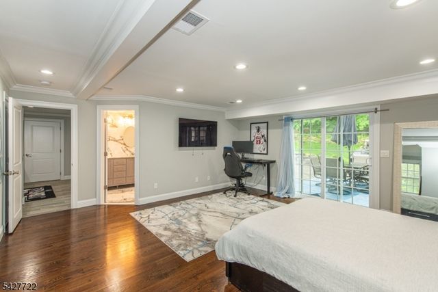 450 Herrick Dr, Rockaway Twp., NJ 07801