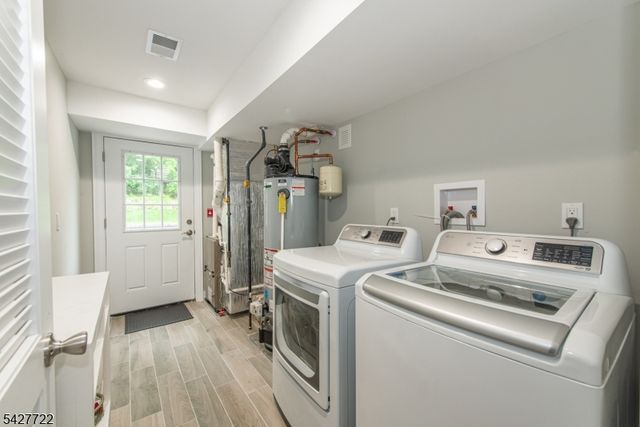 450 Herrick Dr, Rockaway Twp., NJ 07801
