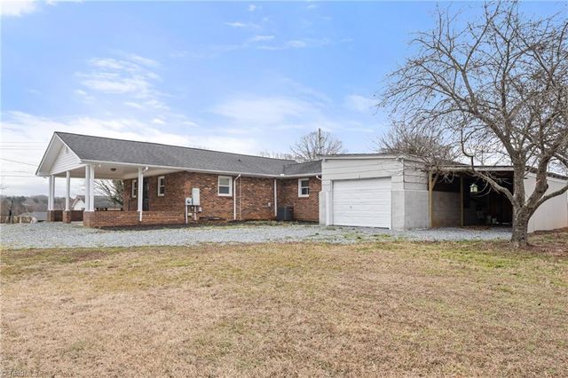 4209 N NC Highway 150, Lexington, NC 27295