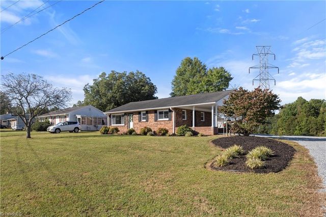 4209 N NC Highway 150, Lexington, NC 27295