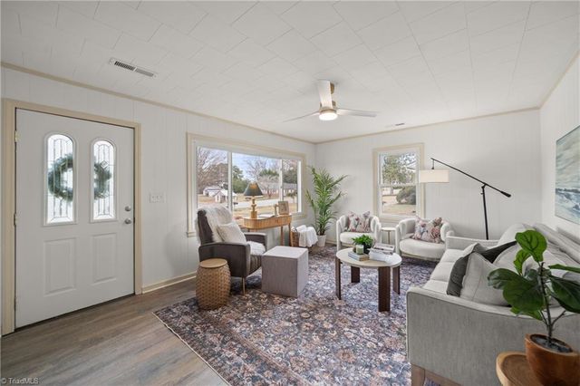 4209 N NC Highway 150, Lexington, NC 27295