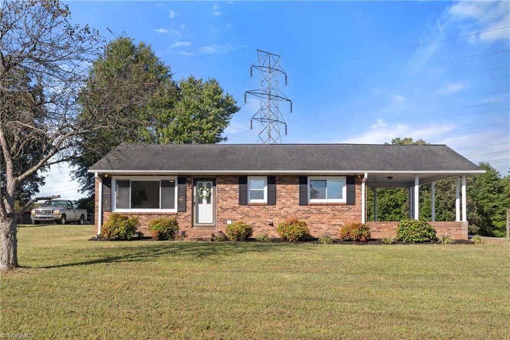 4209 N NC Highway 150, Lexington, NC 27295