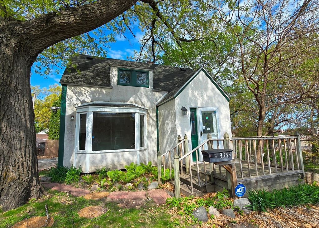 3343 Drew Avenue N, Robbinsdale, MN 55422
