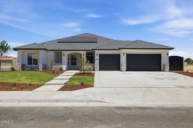13615 Velma Pearl Way, Bakersfield, CA 93314