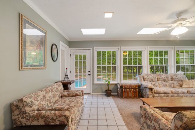 146 County Road 33985, Powderly, TX 75473