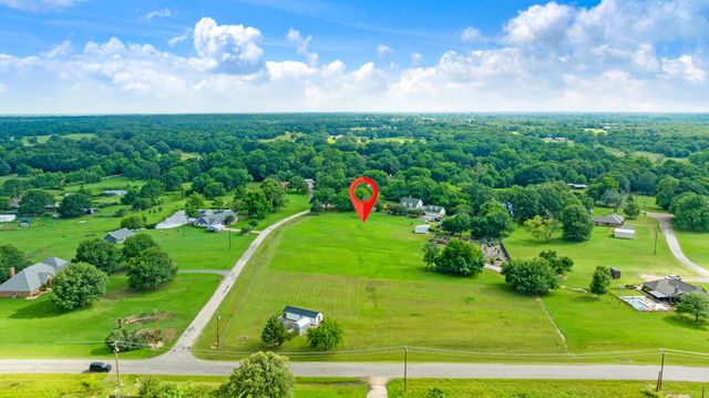 146 County Road 33985, Powderly, TX 75473