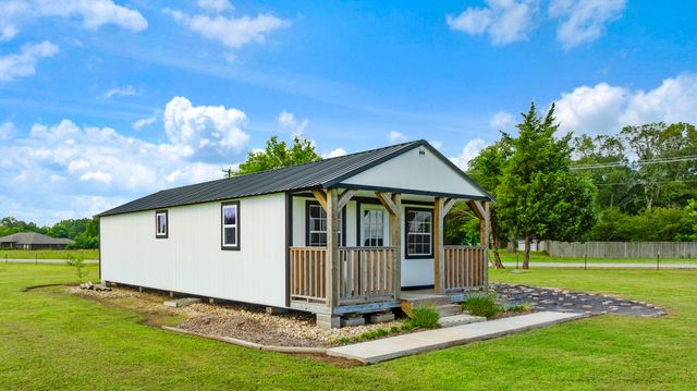 146 County Road 33985, Powderly, TX 75473