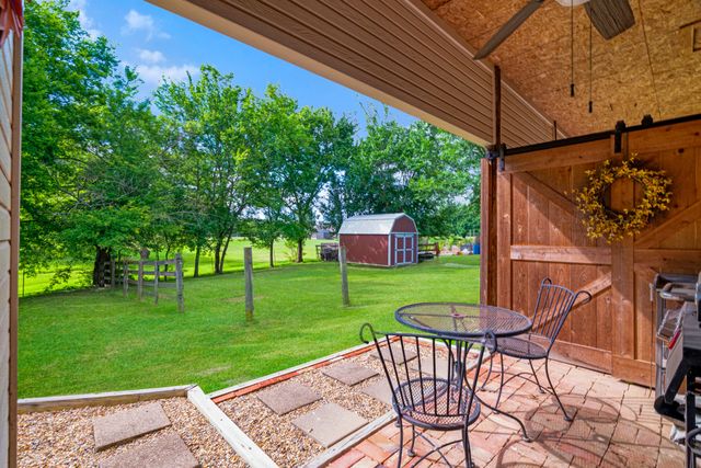 146 County Road 33985, Powderly, TX 75473