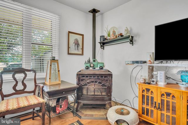 301 CATHERINE ST, Greencastle, PA 17225