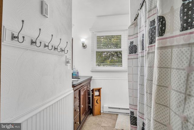 301 CATHERINE ST, Greencastle, PA 17225