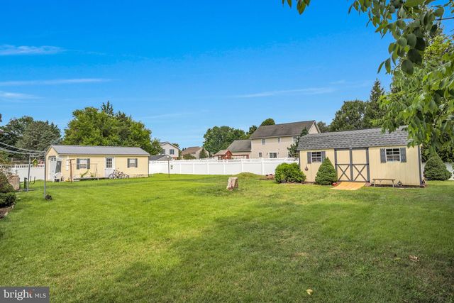 301 CATHERINE ST, Greencastle, PA 17225