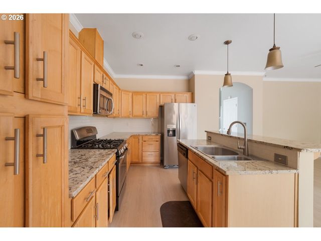 1871 HEITZMAN Way, Eugene, OR 97402