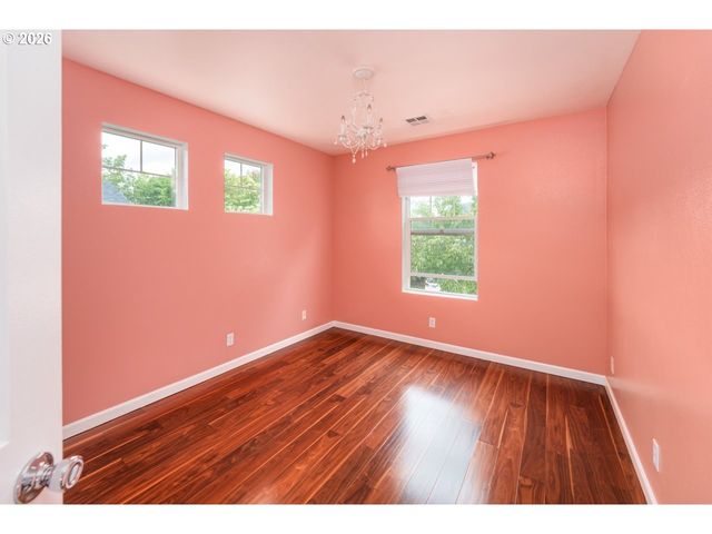 1871 HEITZMAN Way, Eugene, OR 97402