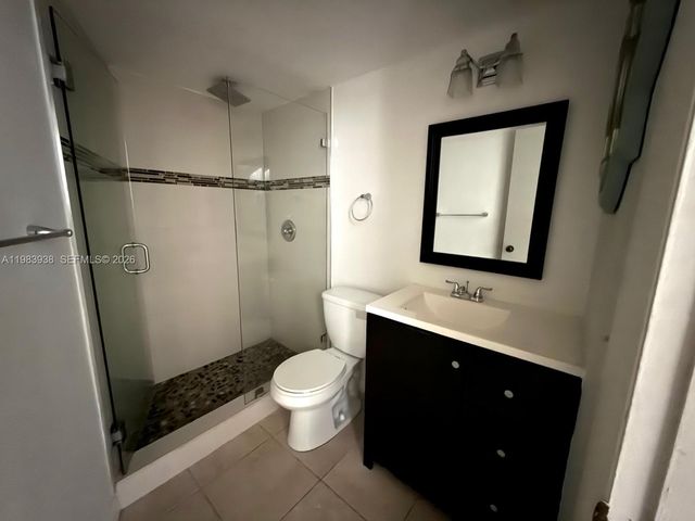 1780 79th St Cswy C214, North Bay Village, FL 33141