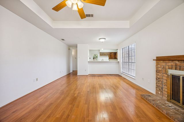 6504 Chicory Court R, Dallas, TX 75214