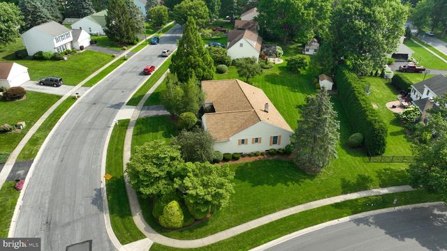 47 BUCKINGHAM DR, Reading, PA 19610