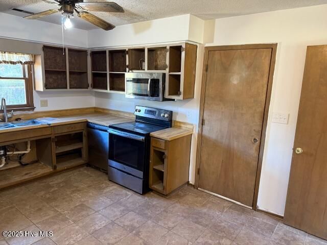 20 Chattawka Drive, Havelock, NC 28532