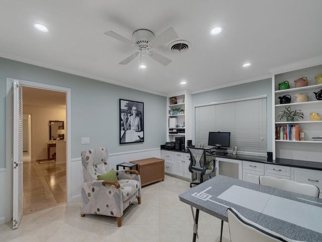 2301 Avalon Avenue, Vero Beach, FL 32960