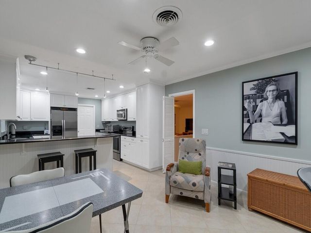 2301 Avalon Avenue, Vero Beach, FL 32960