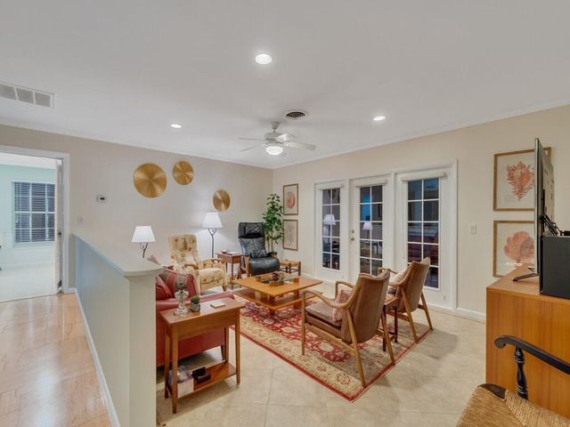 2301 Avalon Avenue, Vero Beach, FL 32960