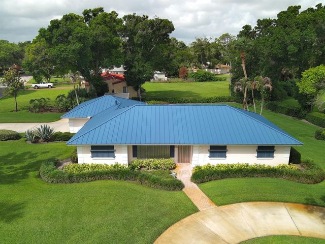 2301 Avalon Avenue, Vero Beach, FL 32960