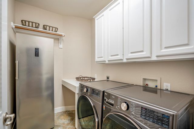 67 N Pentenwell Circle, Spring, TX 77382